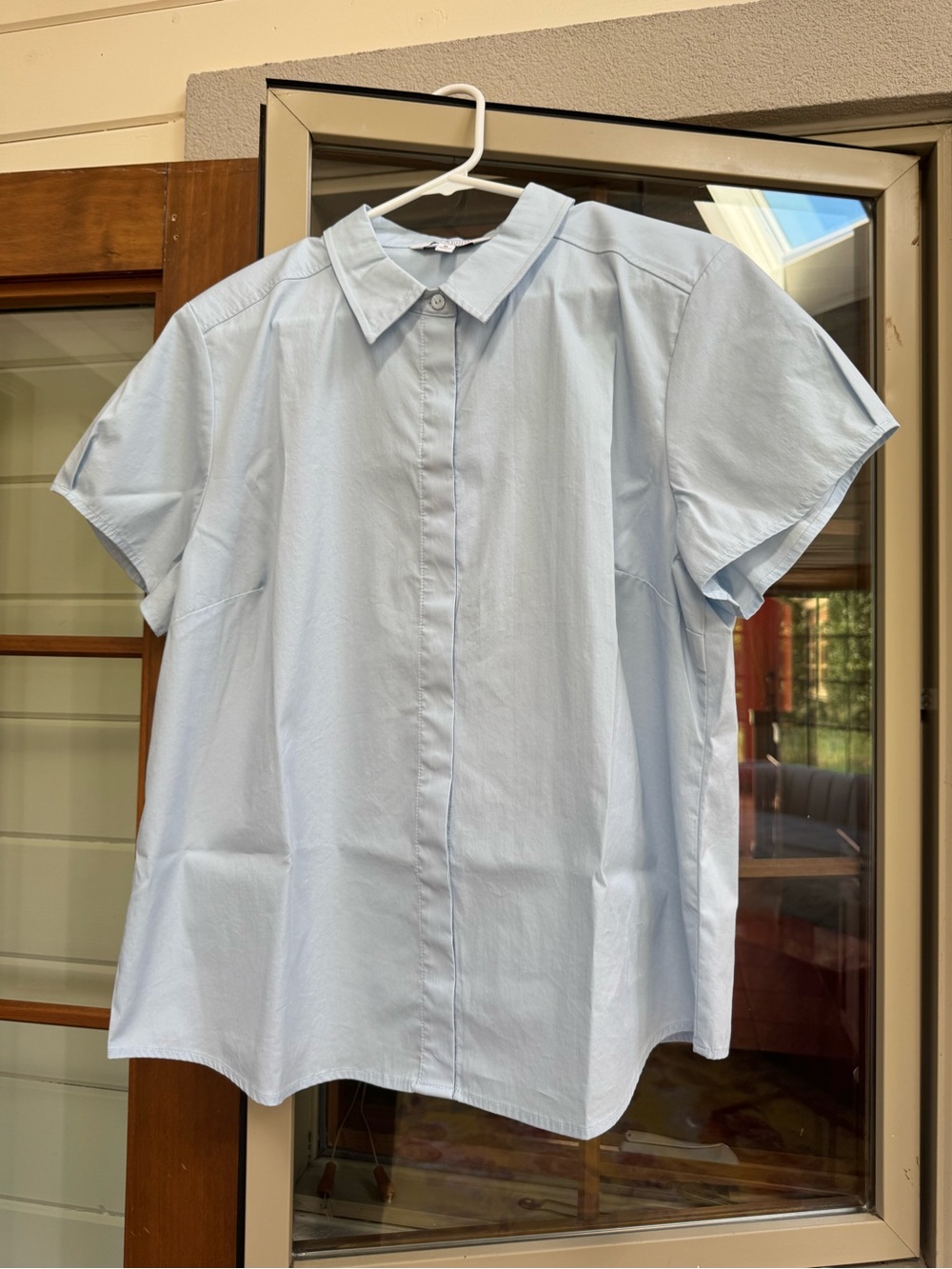 Liverpool Pale Blue Short-Sleeve Button-Up Shirt